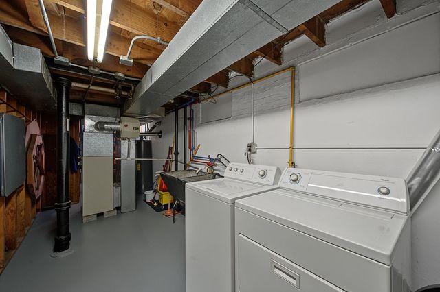 11022 S State Line Road, Chicago, IL 60617