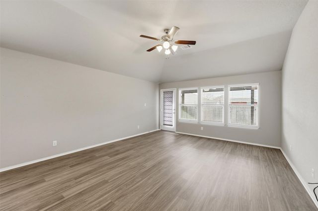 405 Elk Run Drive, Fort Worth, TX 76140