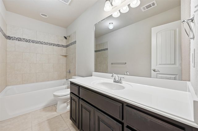 405 Elk Run Drive, Fort Worth, TX 76140