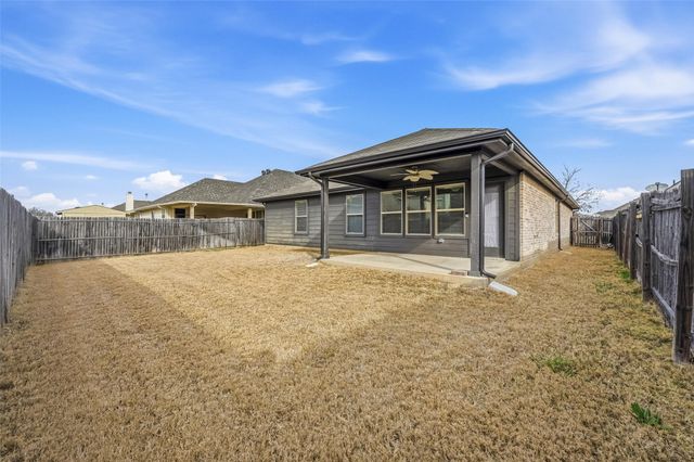 405 Elk Run Drive, Fort Worth, TX 76140