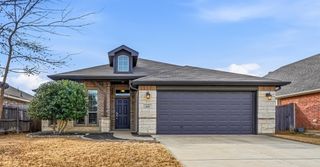 405 Elk Run Drive, Fort Worth, TX 76140