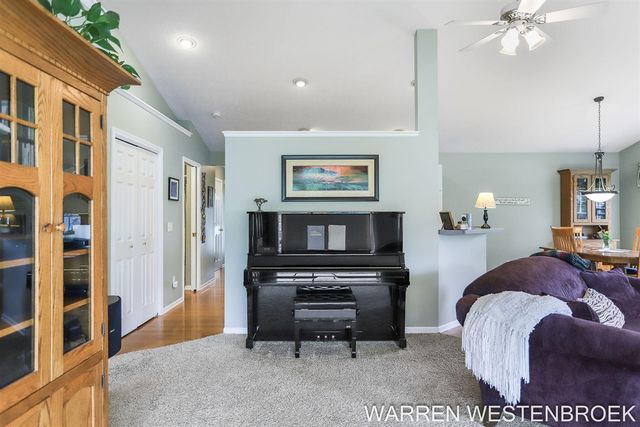 11962 Willow Wood Lane, Holland, MI 49424