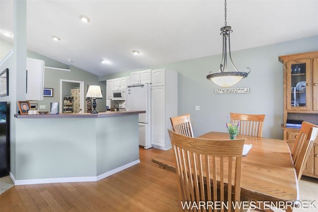 11962 Willow Wood Lane, Holland, MI 49424