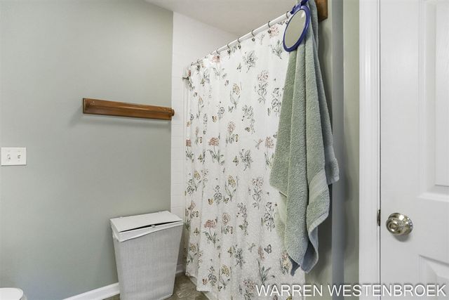 11962 Willow Wood Lane, Holland, MI 49424
