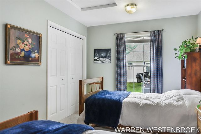 11962 Willow Wood Lane, Holland, MI 49424