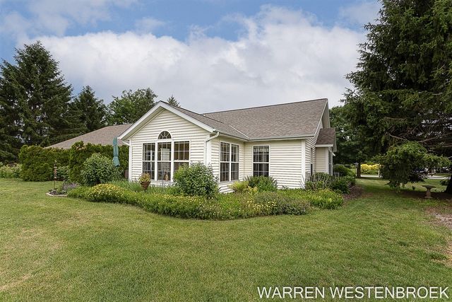 11962 Willow Wood Lane, Holland, MI 49424