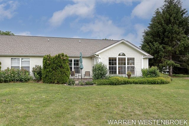 11962 Willow Wood Lane, Holland, MI 49424