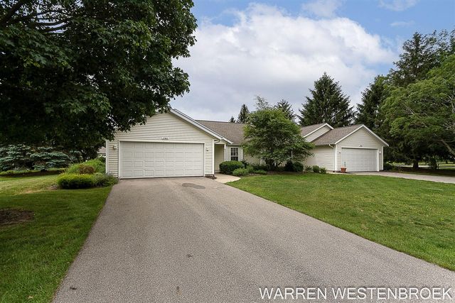 11962 Willow Wood Lane, Holland, MI 49424