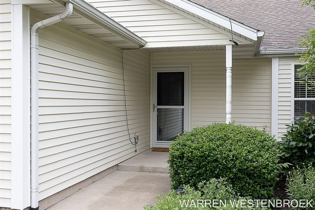 11962 Willow Wood Lane, Holland, MI 49424