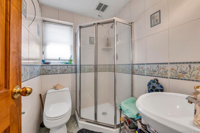 138-10 11 Avenue, Malba, NY 11357