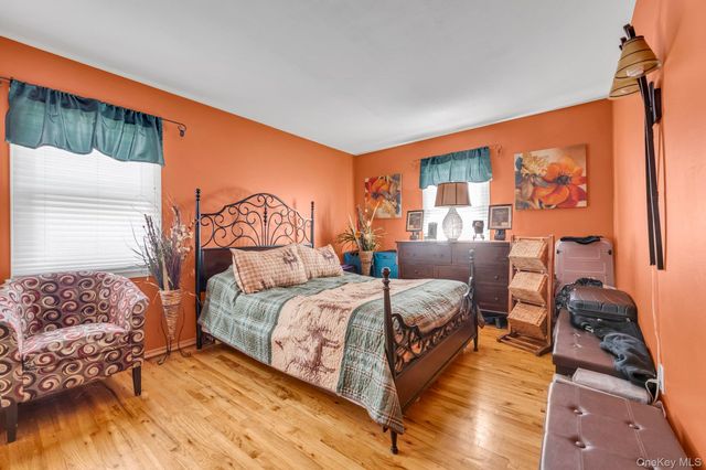 138-10 11 Avenue, Malba, NY 11357