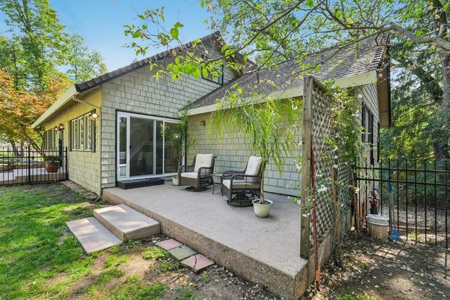 11519 Dennis Way, Grass Valley, CA 95949