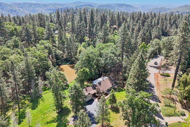 11519 Dennis Way, Grass Valley, CA 95949
