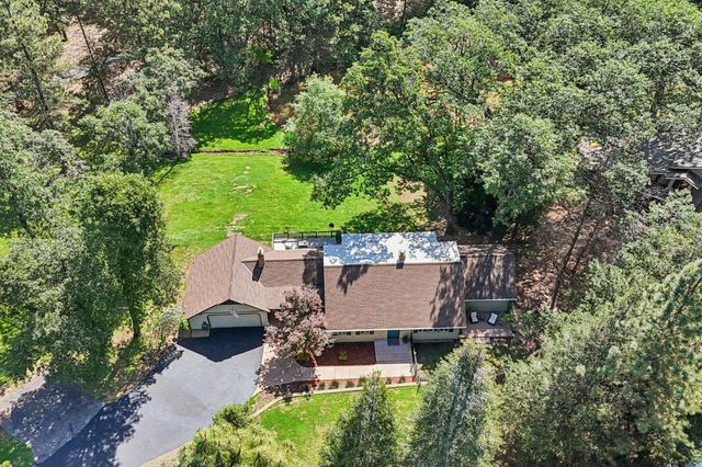 11519 Dennis Way, Grass Valley, CA 95949