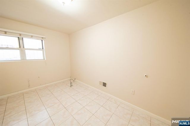 818 Palisade Avenue, Union City, NJ 07087