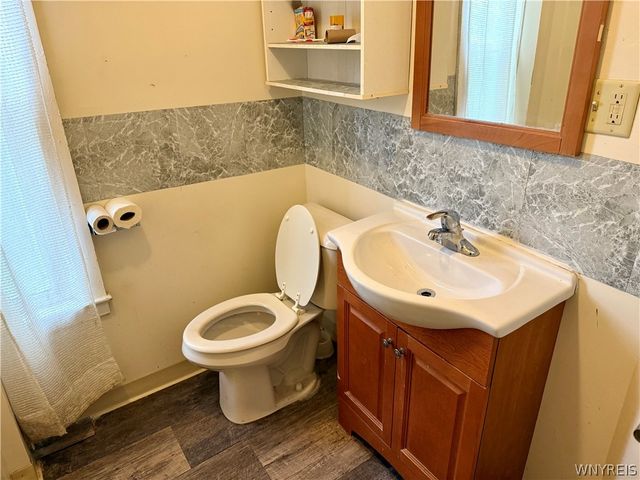 41 Duane Avenue, Niagara Falls, NY 14305