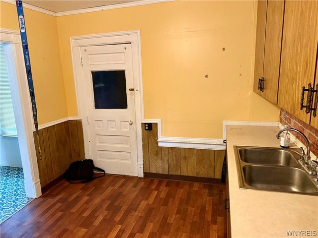 41 Duane Avenue, Niagara Falls, NY 14305