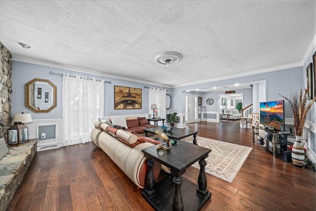 1355 Pilot Dr, Cookeville, TN 38506