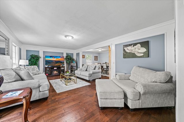 1355 Pilot Dr, Cookeville, TN 38506