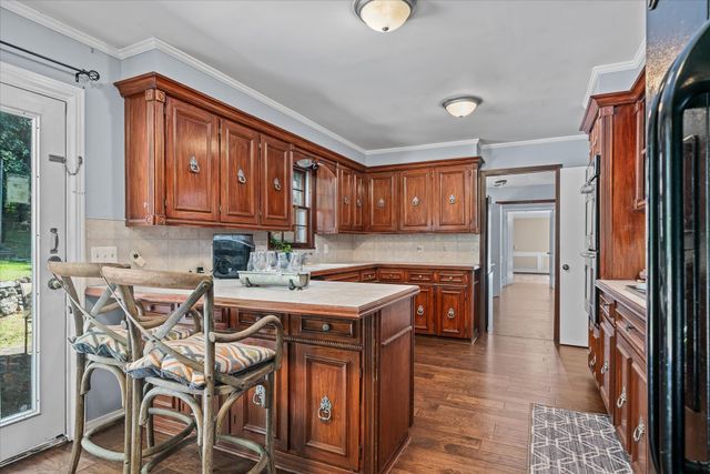 1355 Pilot Dr, Cookeville, TN 38506