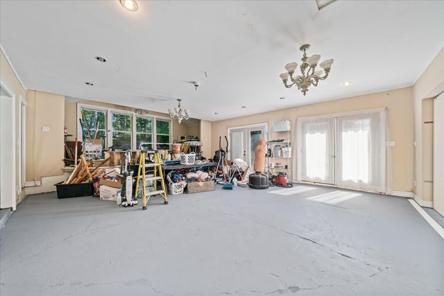 1355 Pilot Dr, Cookeville, TN 38506