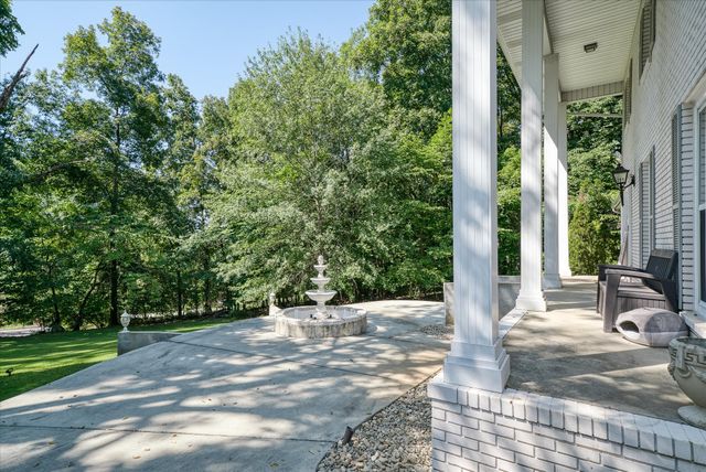 1355 Pilot Dr, Cookeville, TN 38506