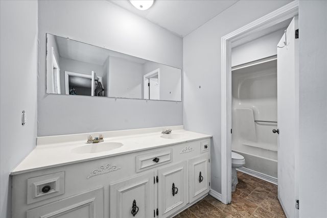 1355 Pilot Dr, Cookeville, TN 38506