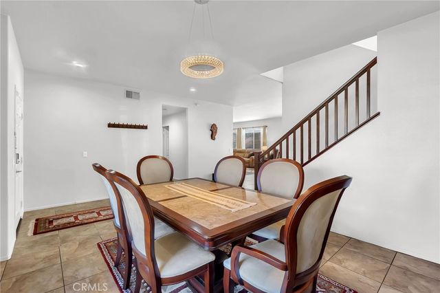 25587 Mountain Glen Circle, Menifee, CA 92585