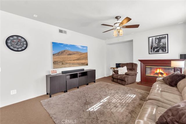 25587 Mountain Glen Circle, Menifee, CA 92585