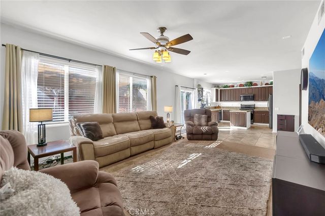 25587 Mountain Glen Circle, Menifee, CA 92585