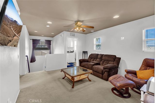 25587 Mountain Glen Circle, Menifee, CA 92585