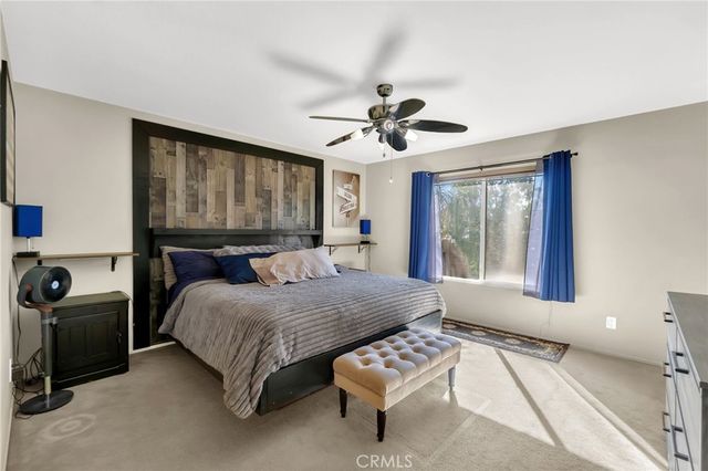 25587 Mountain Glen Circle, Menifee, CA 92585