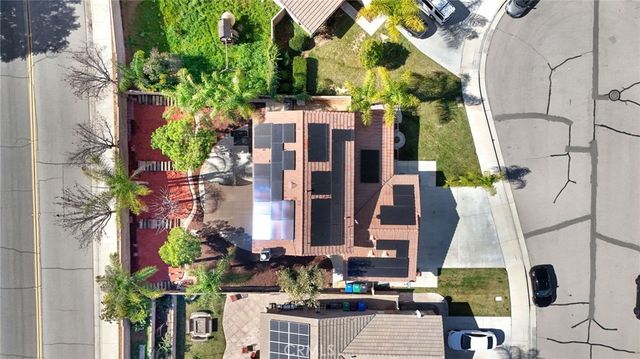 25587 Mountain Glen Circle, Menifee, CA 92585