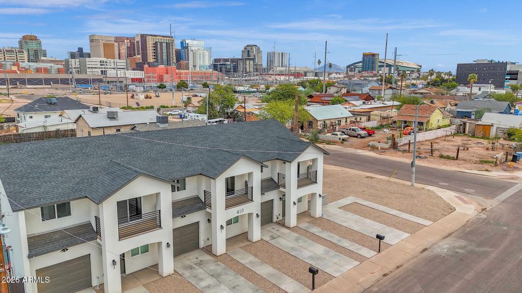 Image 13 of property listing at 410 W Hadley Street, Phoenix, AZ 85003