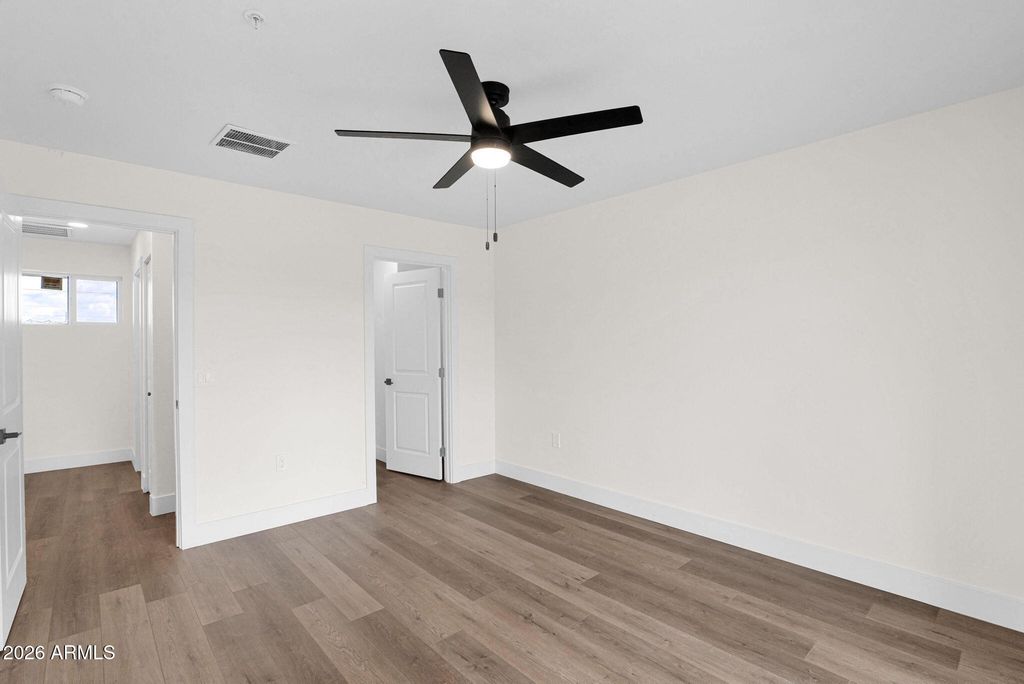 Image 9 of property listing at 410 W Hadley Street, Phoenix, AZ 85003