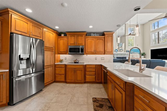 6936 RIVER ROAD, New Port Richey, FL 34652