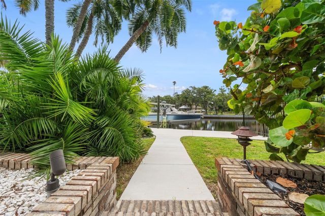 6936 RIVER ROAD, New Port Richey, FL 34652