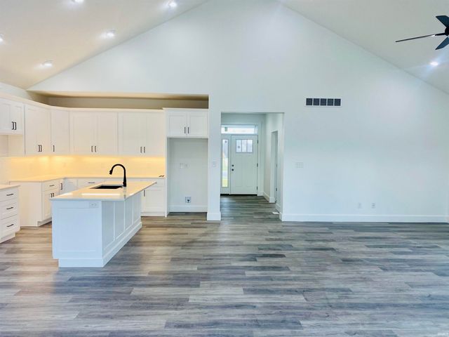 4119 W Carmola Drive, Bloomington, IN 47404