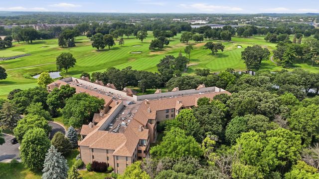 6100 Auto Club Road 305, Bloomington, MN 55438