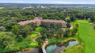6100 Auto Club Road 305, Bloomington, MN 55438