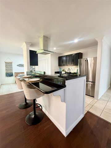 1922 Baywood Lane, Arlington, TX 76014