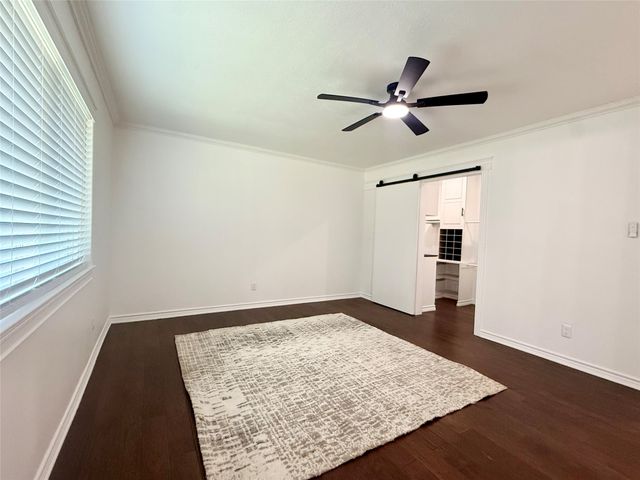 1922 Baywood Lane, Arlington, TX 76014