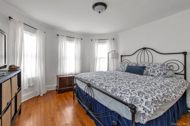 841 Waverly Place, Baldwin, NY 11510