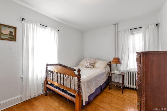 841 Waverly Place, Baldwin, NY 11510