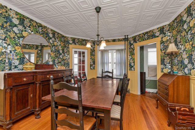 841 Waverly Place, Baldwin, NY 11510