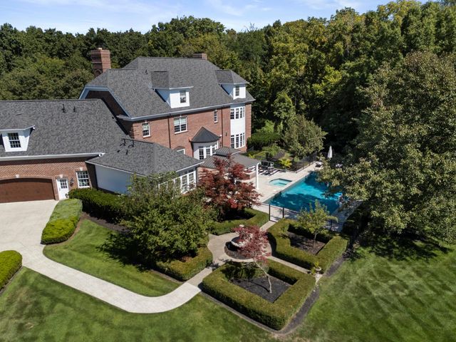 7495 Bridlespur Lane, Delaware, OH 43015