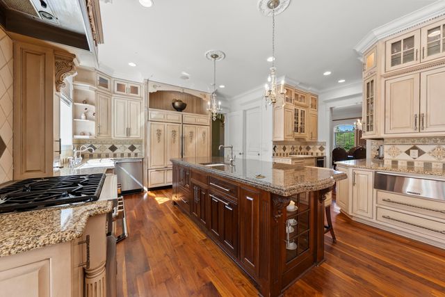 7495 Bridlespur Lane, Delaware, OH 43015