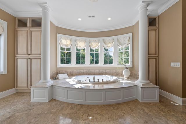 7495 Bridlespur Lane, Delaware, OH 43015