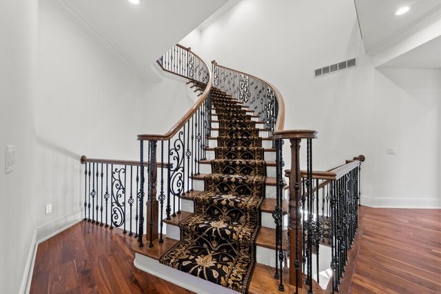 7495 Bridlespur Lane, Delaware, OH 43015