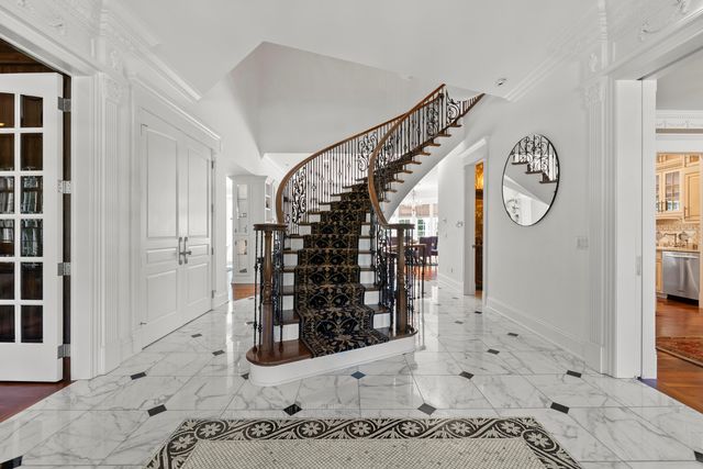 7495 Bridlespur Lane, Delaware, OH 43015